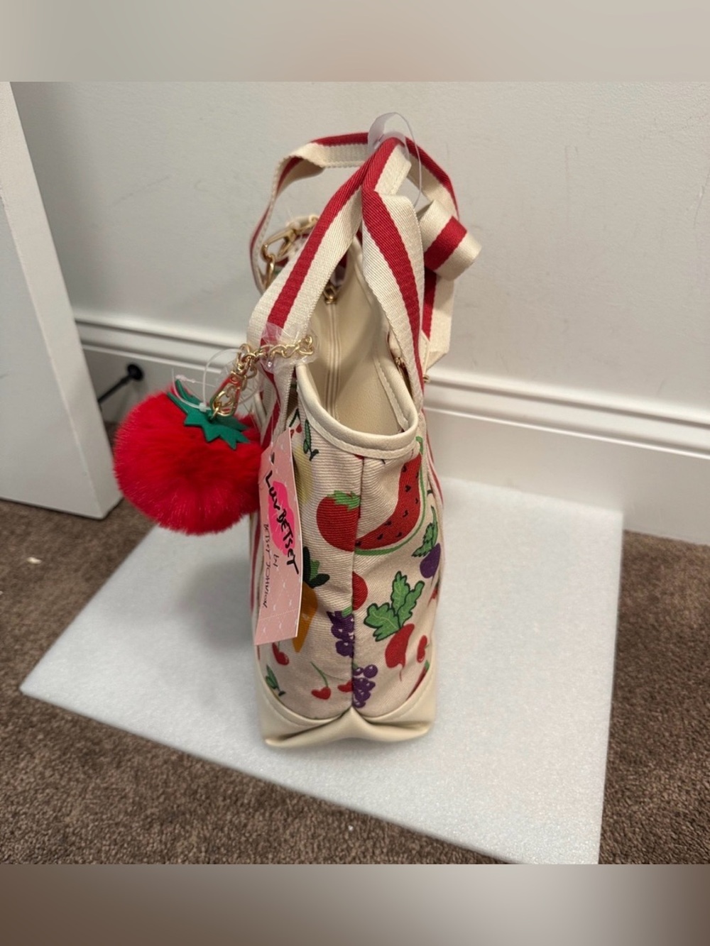 Betsey Johnson luv Betsey canvas fruit motif crossbody shoulder bag purse NWT - Picture 3 of 8